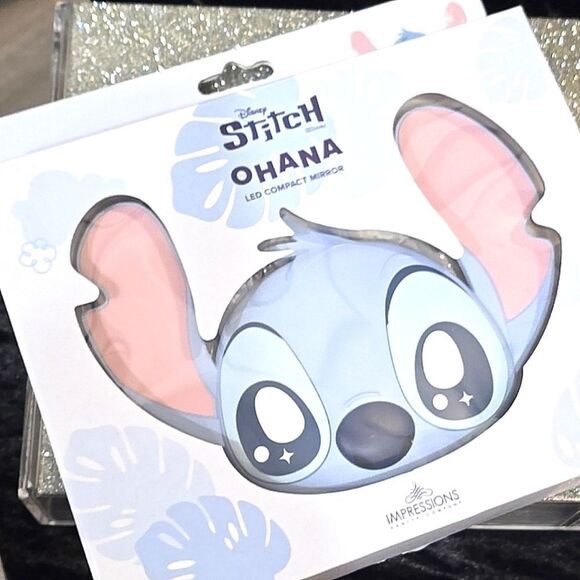 Impressions X Stitch Ohana LED Compact Mirror - Picture 10 of 10